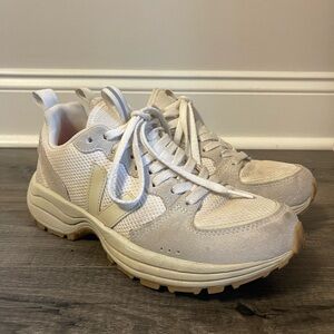 Veja Venturi Women’s US 9